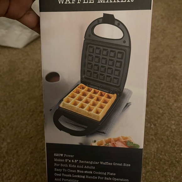 Rae Dunn waffle maker - Picture 8 of 10